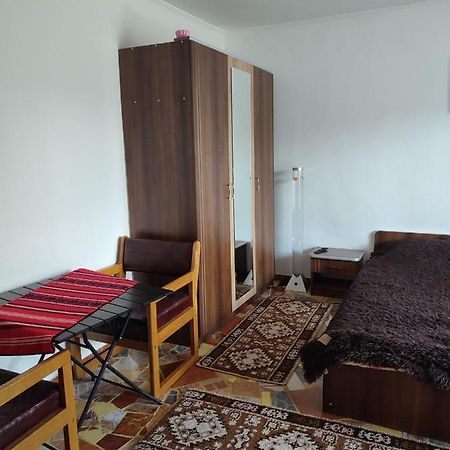 Casa Irilen Hotell Mînăstirea Humorului Exteriör bild